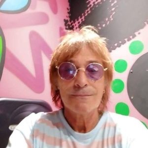 Meet your Posher, Eddie